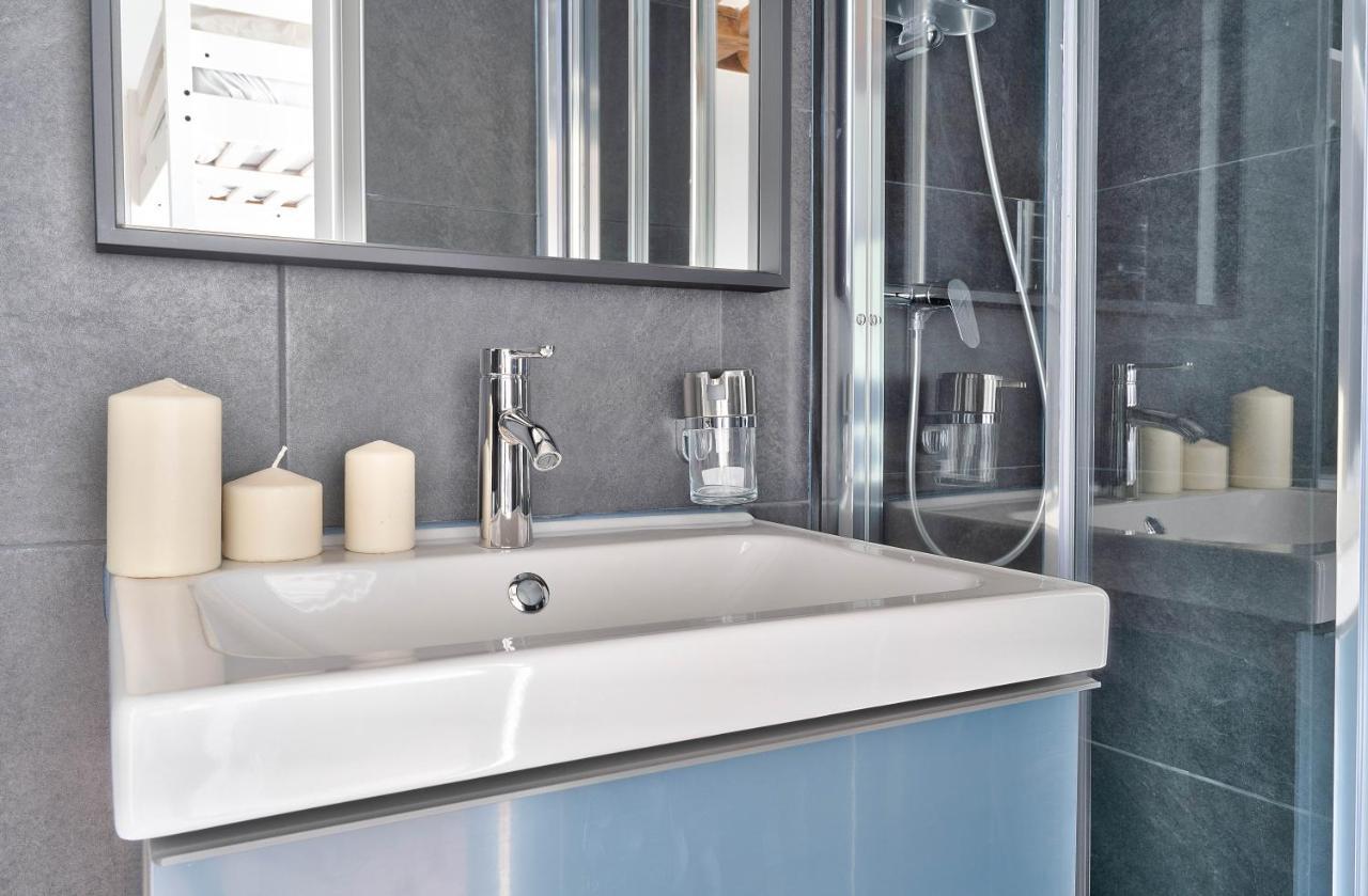 Stylish Mezzanine Studio In The Heart Of Paris 3F Екстериор снимка
